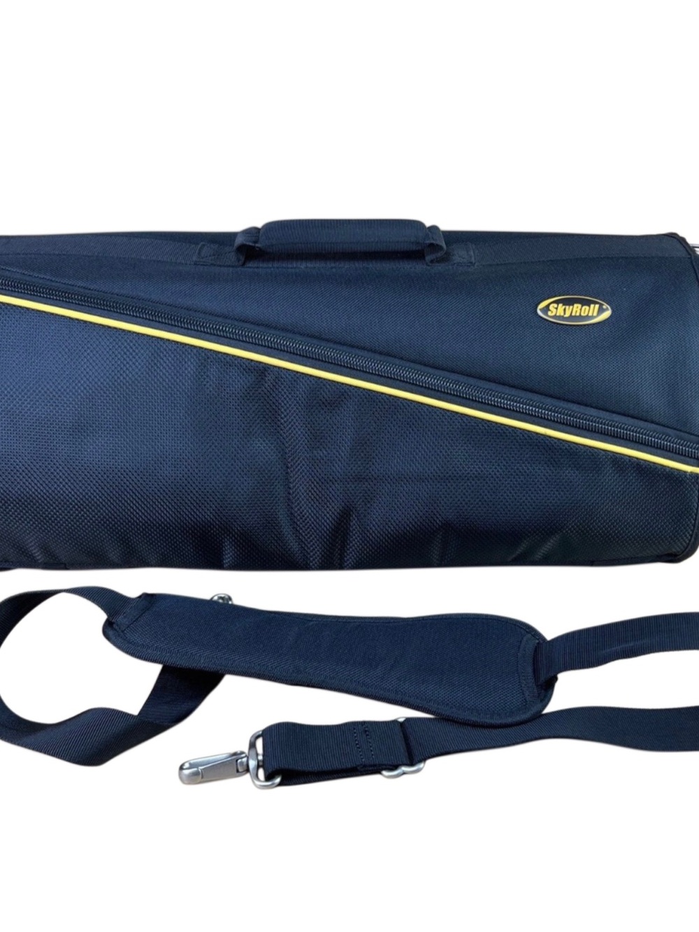 New SkyRoll Garment Bag Black With Tags. Carry On 24” Travel. Luggage Clothing